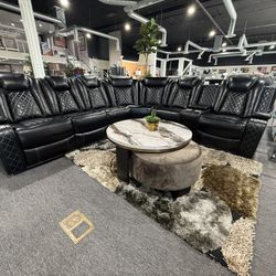 Power Recliner Sectional 