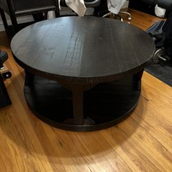 Round Coffee Table W/ Wheels