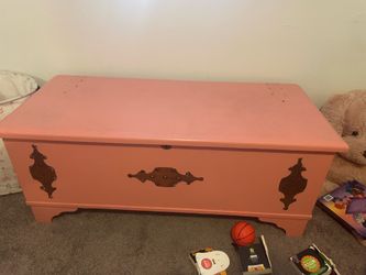 Hope chest