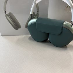 Like new Airpod Pro Maxes