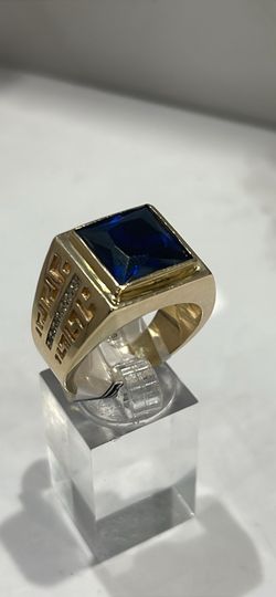 10k Onyx Stone Ring 6.2 Grams 