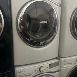Whirlpool Washer And Gas Dryer 