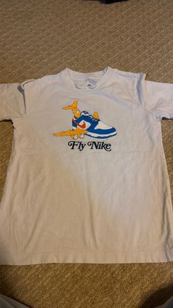 Nike boys size medium shirt