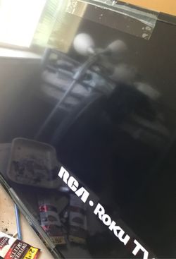 40” RCA roku tv