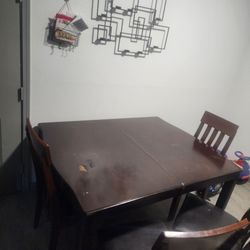 Dining Table with chair and leaves