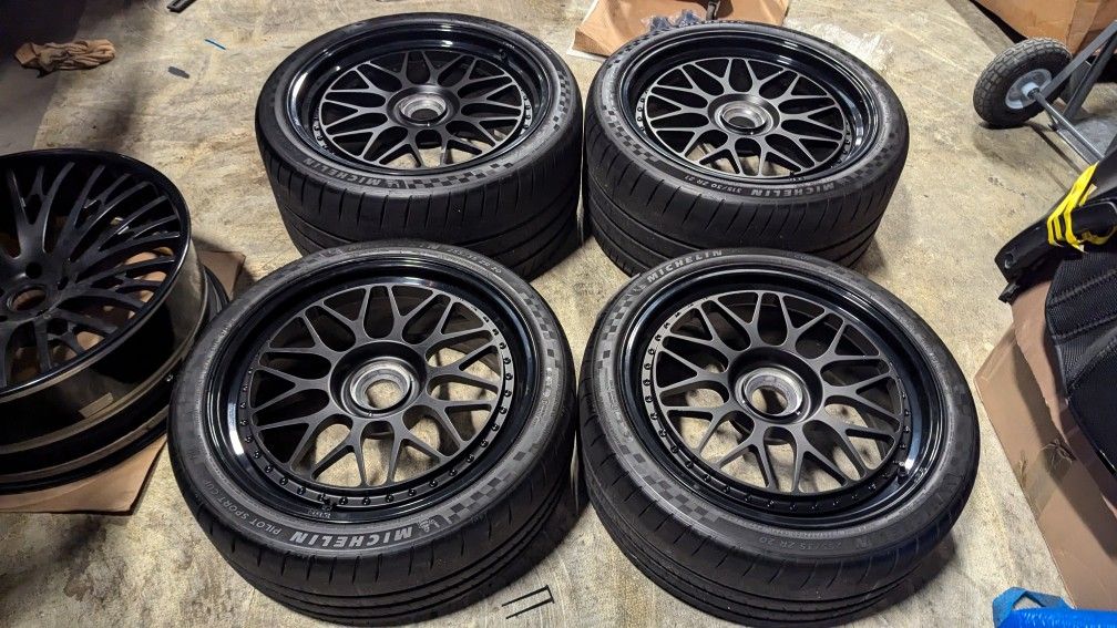 Porsche 911 Turbo Center Lock HRE WHEELS RIMS MICHELIN TIRES 991.2 20/21 STAGGERED