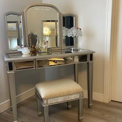 Pier one vanity table with chair