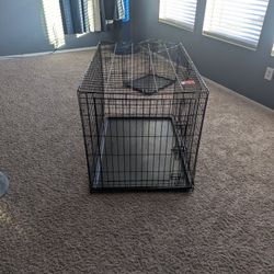 Dog Kennel/Crate