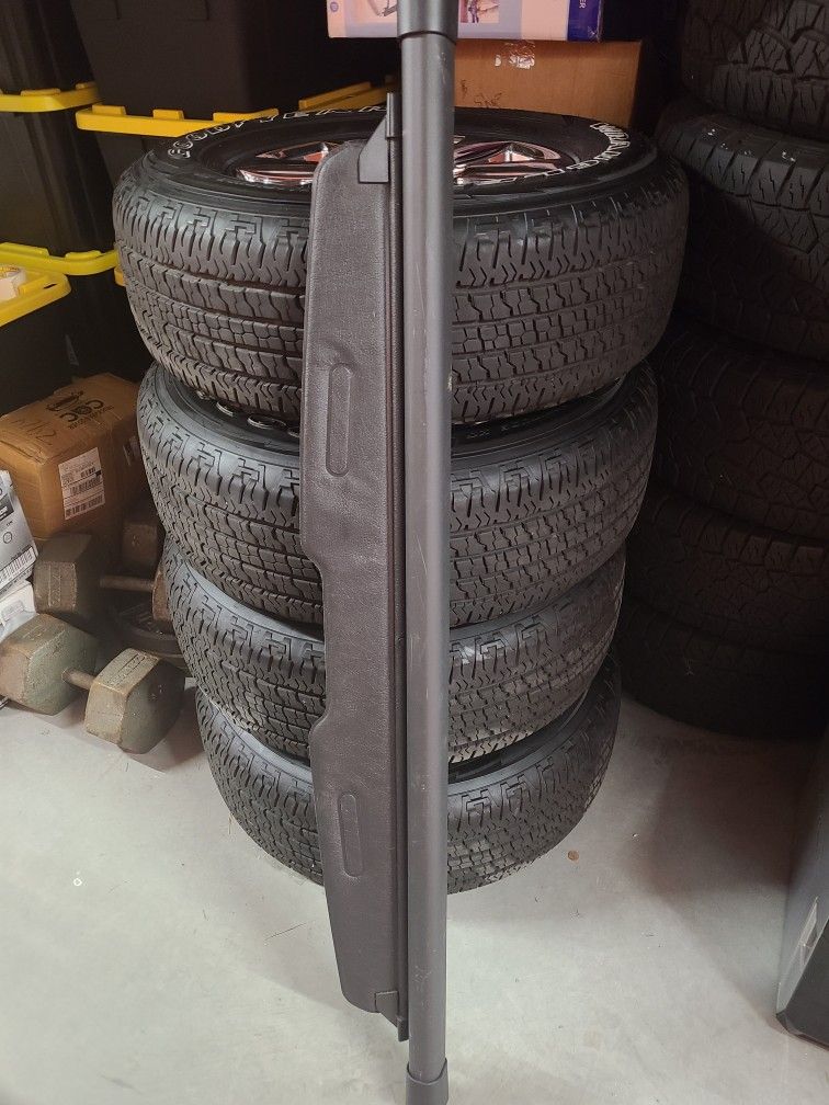 Cargo Cover 08-2012 Jeep Liberty