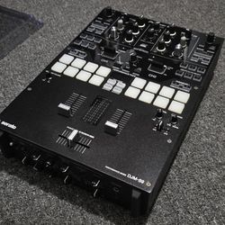 Pioneer DJM-S9 Mixer w/Decksaver (Excellent Condition)