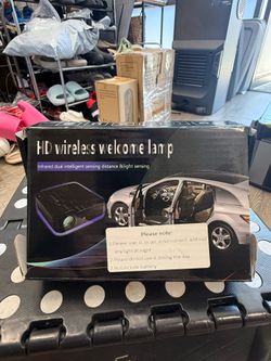 HD Wireless Car Welcome Light (Hello Kitty)