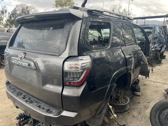 2016 Toyota 4Runner For Part