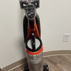 Vacuum Bissell