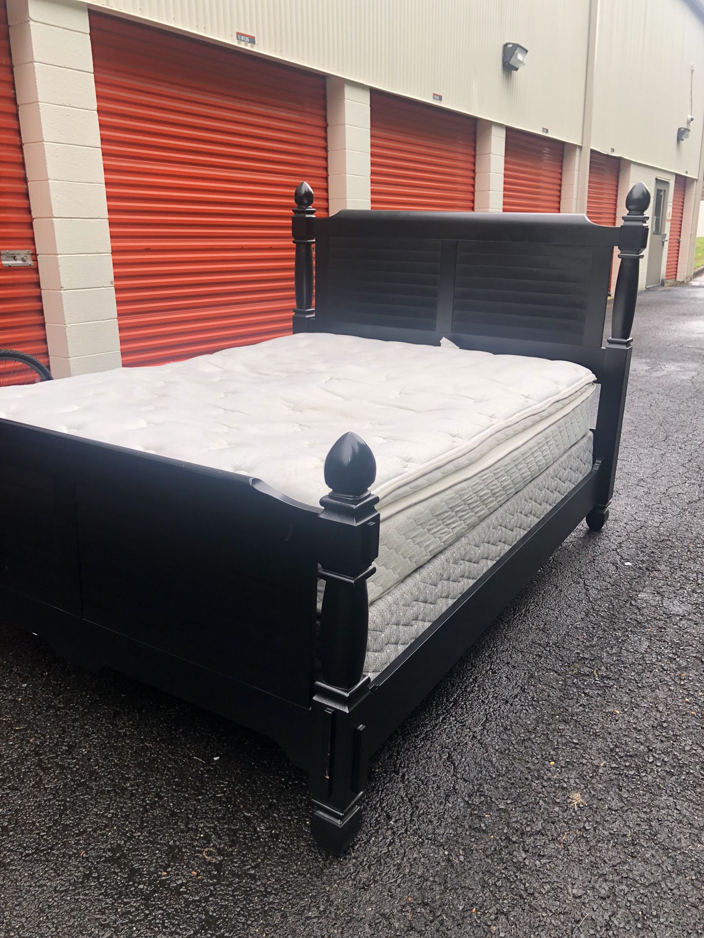 Quality Black Solid Wood Queen Size Bed Headbord, Footboard, Rails, Mattress And Boxspring Great Condition