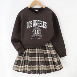 Tween Girl Sweatshirt and Pleated Skirt 2-Piece Set, Size 11Y