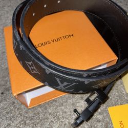 black LV belt for sale!!!!
