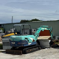 2015 IHI 35N Excavator 