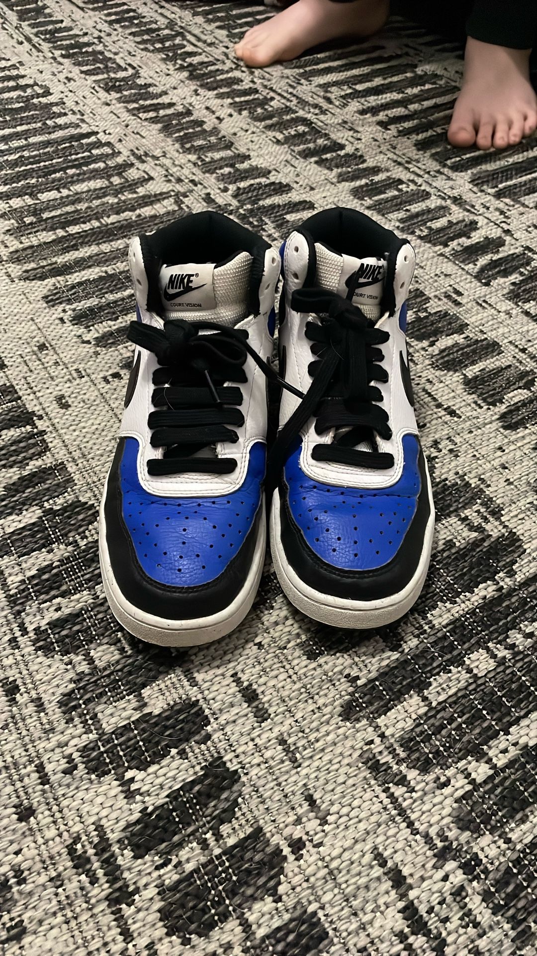 MEN'S NIKE COURT VISION MID SNEAKERS