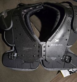 Xenith Pro Skill Football Shoulder Pads Medium