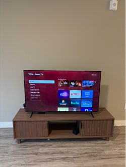 Roku tv and stand