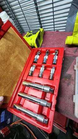 9 Piece Spark Plug Set