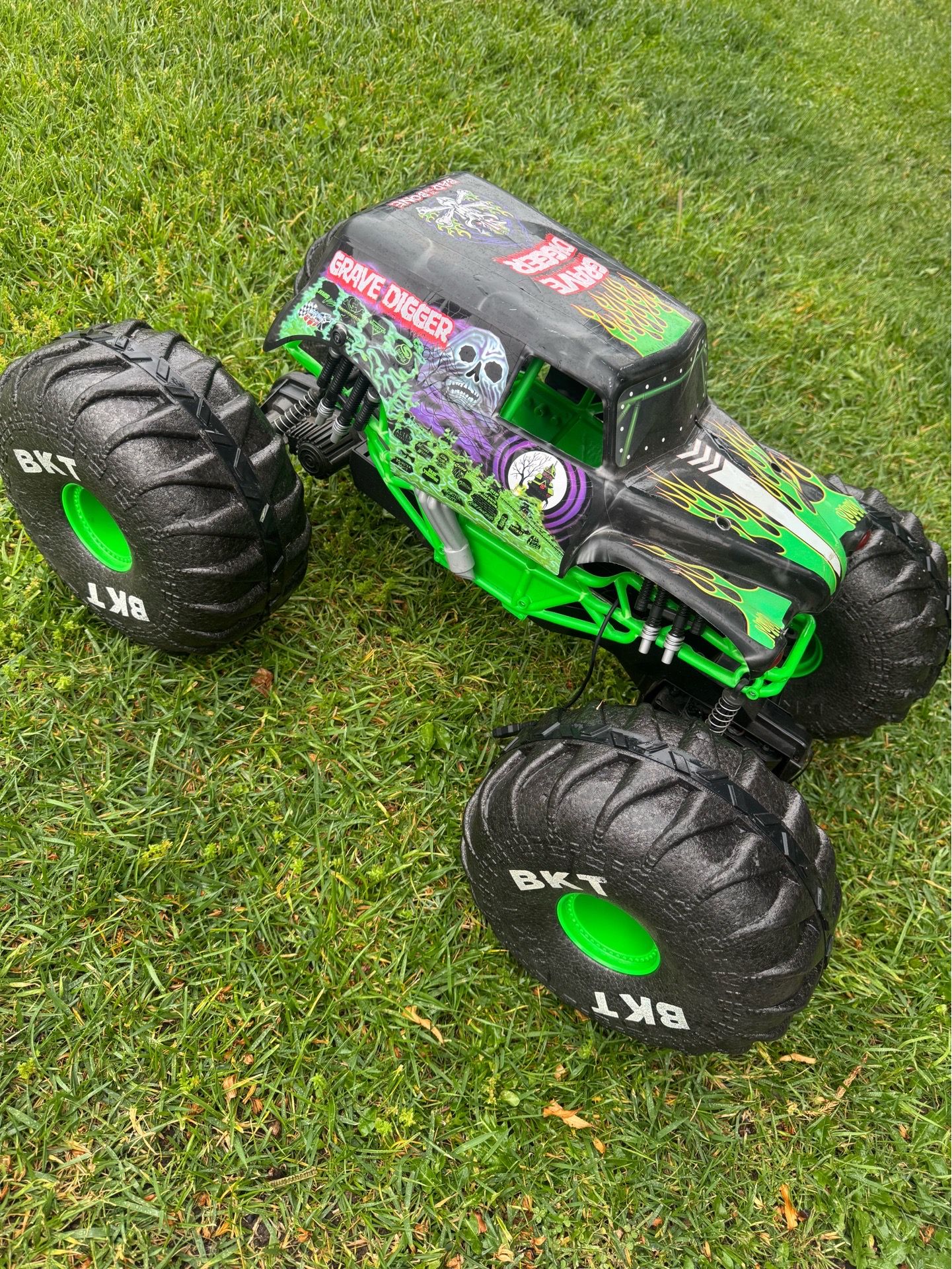 Monster Truck Grave Digger RC