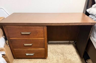 MCM desk