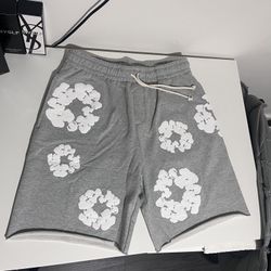 Denim tears shorts grey