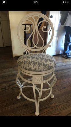 Metal rotating chairs