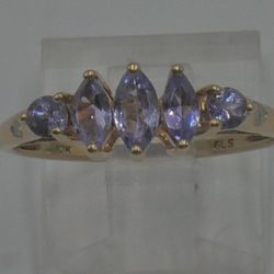 10KT YELLOW GOLD RING 1.9 GRAMS SIZE 8 W 5 STONES PRE OWNED MINT CONDITION 866823-1