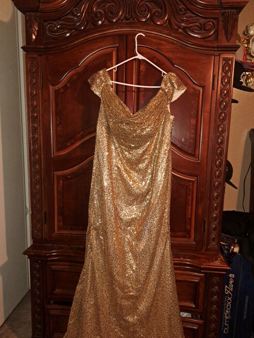 Gold Sequins Gown 