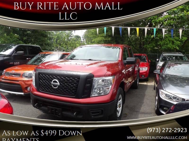 2017 Nissan TITAN