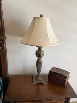Lots of antique lamps and modern lamps