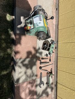 General International Wood Lathe