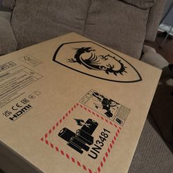 MSI Raider GE76 Gaming Laptop Excellent Condition!
