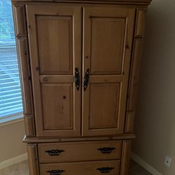 Armoire
