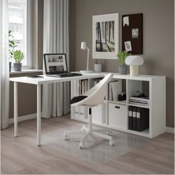 Desk w/ storage