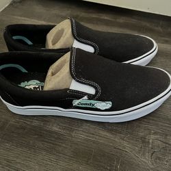 Vans Comfycush Black Slip-Ons