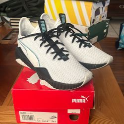 Puma Women Size 8