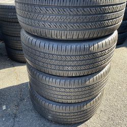 235/50R20 Bridgestone run flat 235/50/20 set of 4 matching used tires in great condition. 350$ for 4 tires plus tax. Mount available but not included.