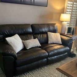 Power recliner sofa