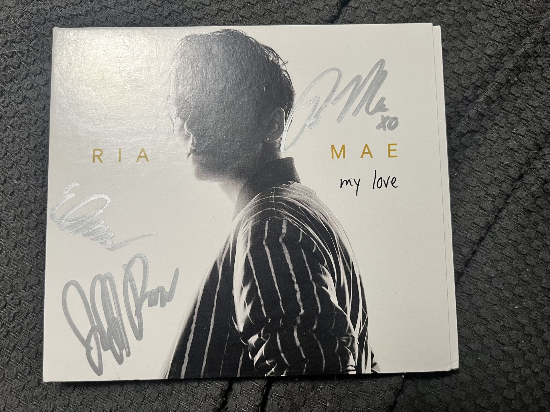 Signed Ría Mae CD