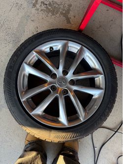 Infiniti G37 Stock wheels 17’