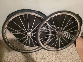 🔥🚲🔥Mavic Ksyrium SSC SL  Wheelset
,shimano Ultegra 10 Speed Cassette, New Tires And Tubes,(FREE ROVAL BAGS🔥🚲