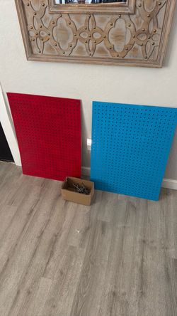 Peg board