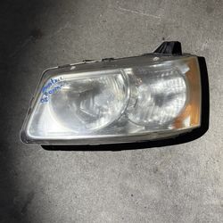 Pontiac Torrent 06-09 Left Oem Headlight 