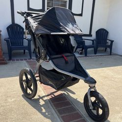 Bob single jogging stroller In Great Condition