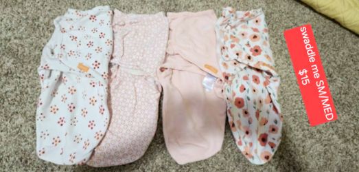 Swaddle Me Small/Medium ALL 3 $12