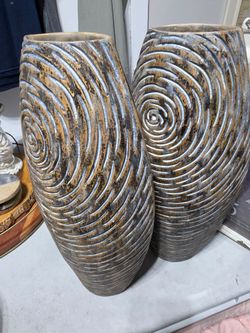 Vase decoration very Good Quality 2 for  $25