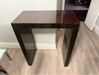 Vanity Table And Stool / Meza de Maquillaj